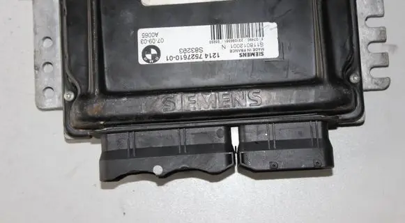 Mini One - Cooper R50 - 53 Engine control unit/module 7536024 S118012001N 7527610
