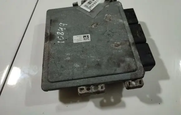 Ford Focus Engine control unit/module S180133050