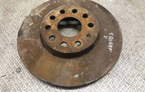 Volkswagen Touran I Front brake disc