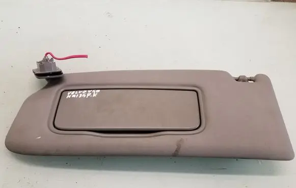 Volvo V50 Sun visor