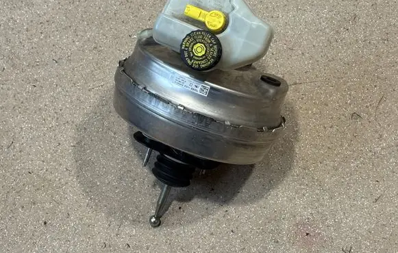 BMW M5 F90 Brake booster 8074223