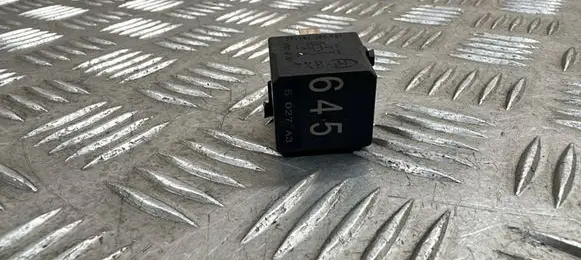 Audi A3 8Y Other relay 4H0951253A