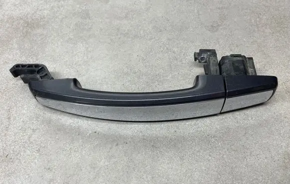 Opel Insignia A Front door exterior handle 13500027 Z177