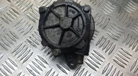 BMW 5 E39 Vacuum pump 961108858 20915