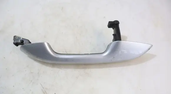 KIA Ceed Rear door exterior handle/bracket 