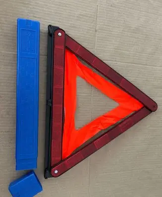 Peugeot 308 SW Emergency warning sign 27R032738 0M0L0GATED