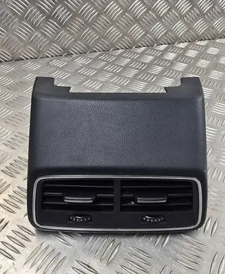 Audi A6 S6 C8 4K Rear air vent grill 4K0819203 4K0863915