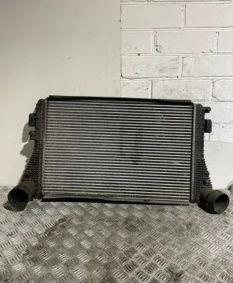 Volkswagen Golf V Intercooler radiator 1K0145803