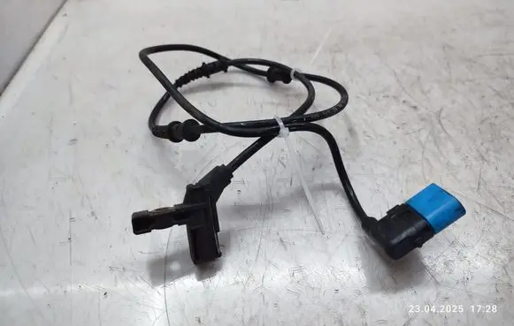 Mercedes-Benz C W205 ABS brake wheel speed sensor A2055403406