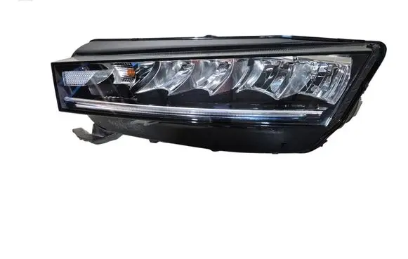 Skoda Octavia Mk4 Headlight/headlamp 5E4941015 030111823100 LE18A6418