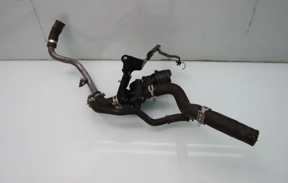 Nissan Qashqai J12 Thermostat/thermostat housing 922306682R