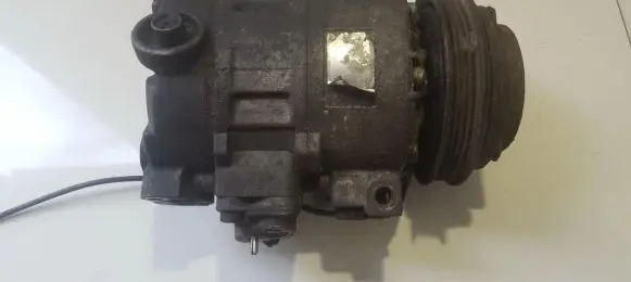 Audi A4 S4 B5 8D Air conditioning (A/C) compressor (pump) 4d0260805c