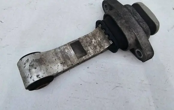 Hyundai Tucson IV NX4 Engine mount bracket 21950R5200