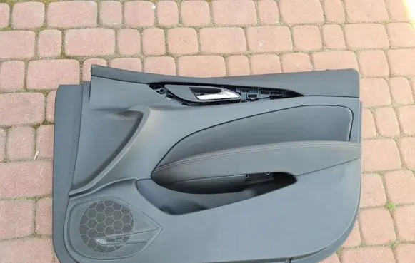 Opel Insignia B Front door card panel trim