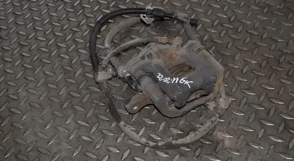 Nissan X-Trail T32 Rear brake caliper 440104CA0A