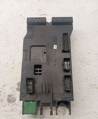 Mercedes-Benz Sprinter W901 W902 W903 W904 Fuse module 0005400950 85010 085010