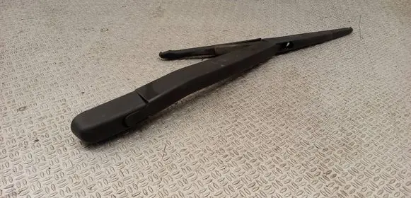 Opel Corsa D Rear wiper blade arm 