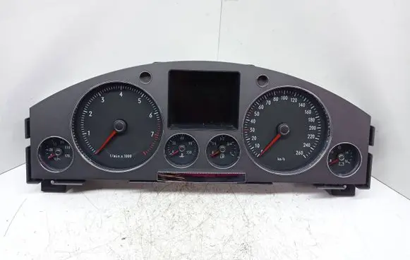 Volkswagen Phaeton Speedometer (instrument cluster)