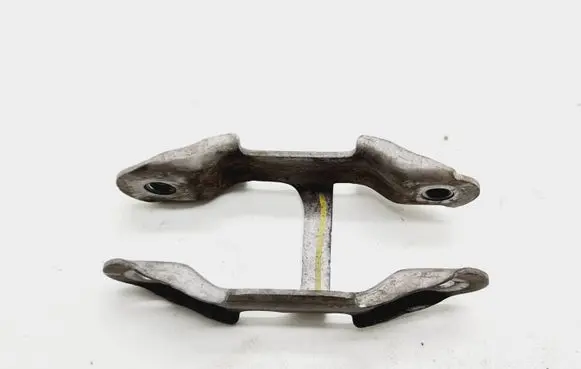 Mercedes-Benz B W246 W242 Engine mounting bracket A2462400809