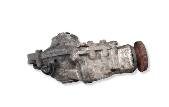 BMW X5 E70 Front differential 7590898 EAF95F315