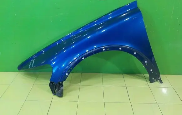 Volvo C30 Fender PRZOD LEWY