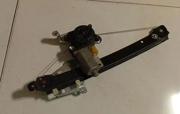 Volvo S60 Sliding door window regulator with motor 