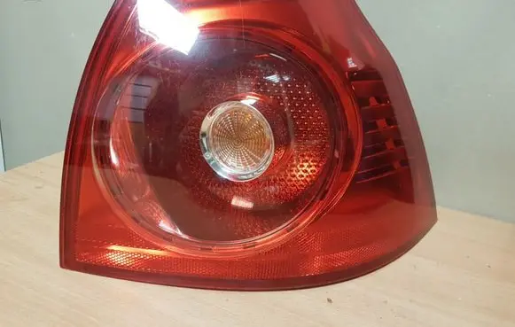 Volkswagen Golf V Rear/tail lights 1K6945096E