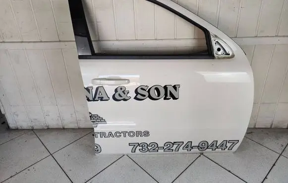 Dodge Durango III Front door