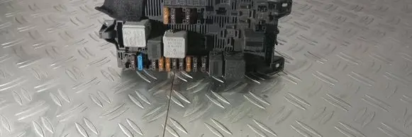 Mercedes-Benz E W211 Fuse module 2115453101