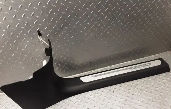 Audi A8 S8 D4 4H Front sill trim cover 4H1867272L 4H0947418