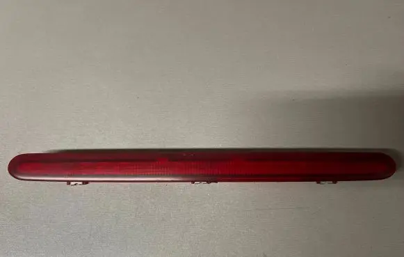 Volkswagen Touran I Third/center stoplight 1T0945097A