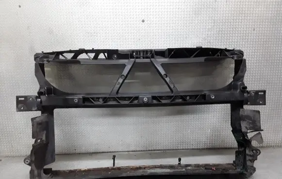 Volkswagen Phaeton Radiator support slam panel