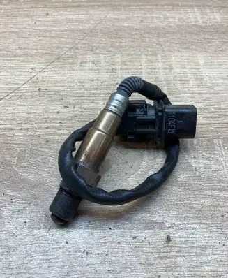 BMW 5 F10 F11 Lambda probe sensor 7791600 0281004018