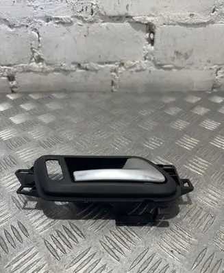 Volkswagen Amarok Rear door interior handle 2H837114D