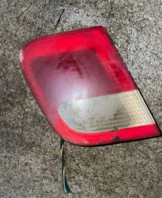 BMW 5 E39 Tailgate rear/tail lights 8364923 230511 124369