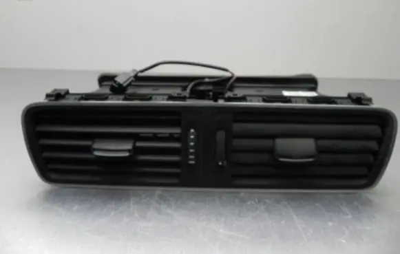 Rear air vent grill