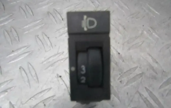 Headlight level height control switch