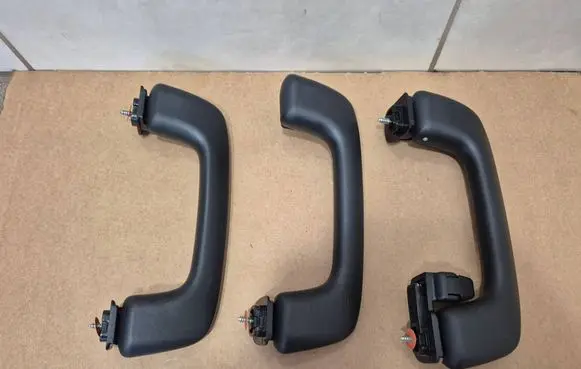 Hyundai Tucson TL A set of handles for the ceiling 
