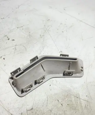 Volvo V70 Seat belt trim 