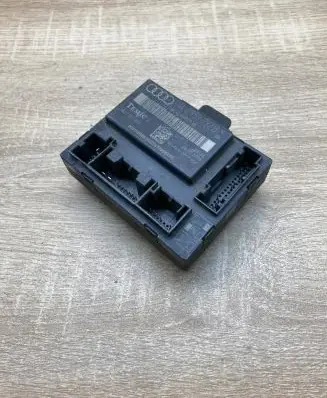 Audi Q7 4L Door control unit/module 4L0959792B 4L0910793B
