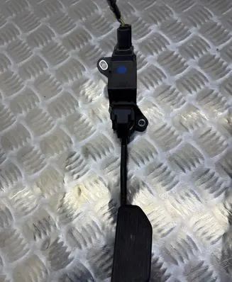 Toyota Auris E180 Accelerator throttle pedal 7811002140 13346B 08110870345