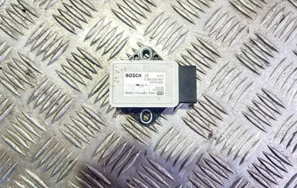 Alfa Romeo Mito ESP acceleration yaw rate sensor 0265005607 55701951