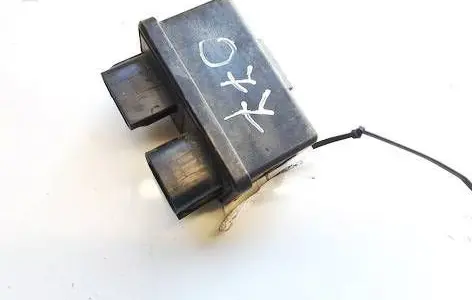 Subaru Outback Window wiper relay 86121AJ000 481657