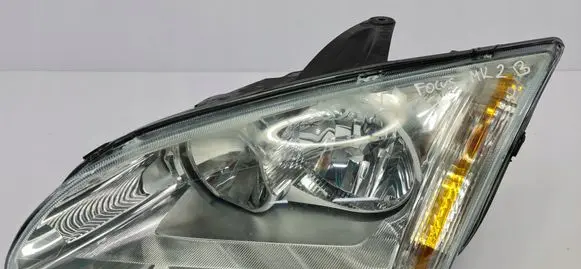 Ford Focus Headlight/headlamp
