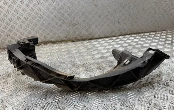 BMW 1 E81 E87 Headlight/headlamp mounting bracket 7120823