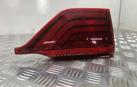 KIA Sportage Tailgate rear/tail lights 92405D9