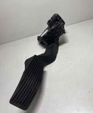 Opel Zafira B Accelerator throttle pedal 9202341 6PV00811400