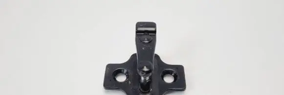 Opel Frontera B Front door lock loop/hook striker 