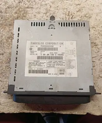 Chrysler 300M CD/DVD changer P56038659AE