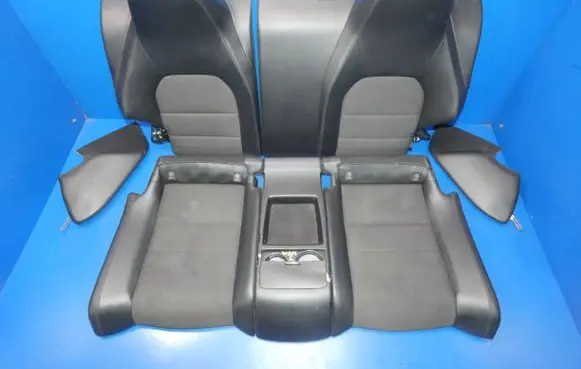 Mercedes-Benz C AMG W204 Second row seats 